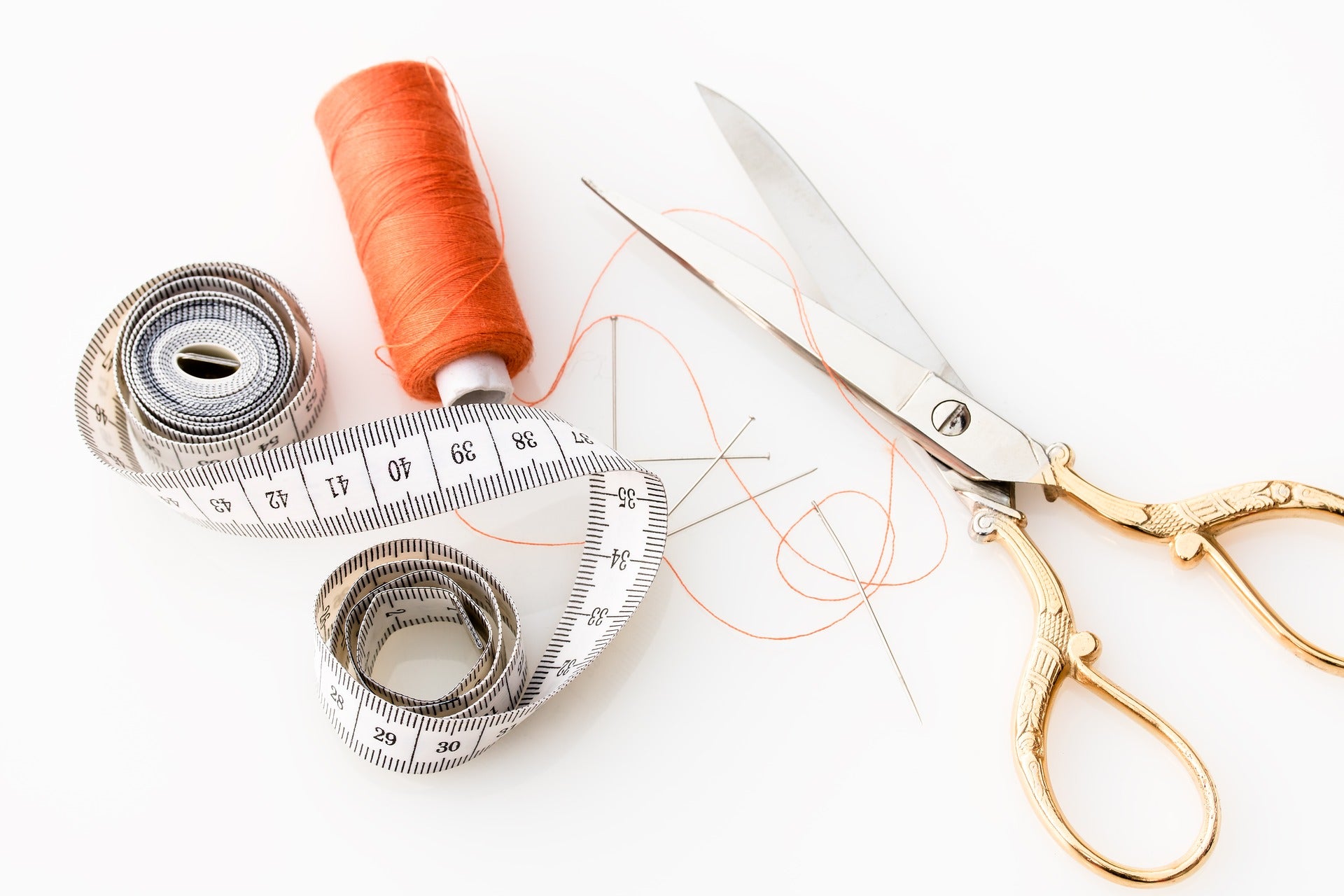 Materials to Use When Sewing With Ankara Fabric